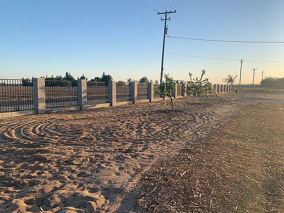 3rd image of 14028 W Bell Dr