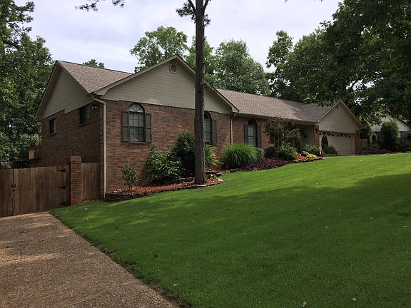 2nd image of 114 Hillcrest Dr