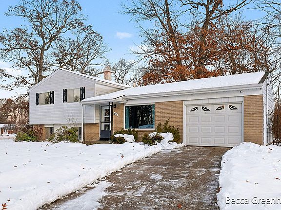 2nd image of 4791 Westgate Dr NW