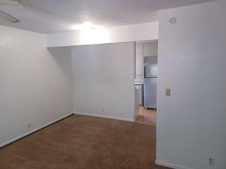 2808 Windsor Rd #B — Photo 13
