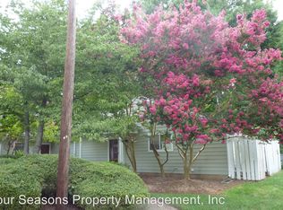 819 Sardis Cove Dr, Charlotte, NC 28270
