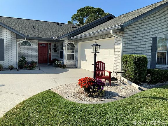 2nd image of 210 Golf Club Dr