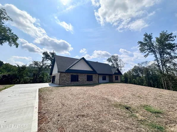 100 Hidden Timber Dr, Maynardville, TN 37807