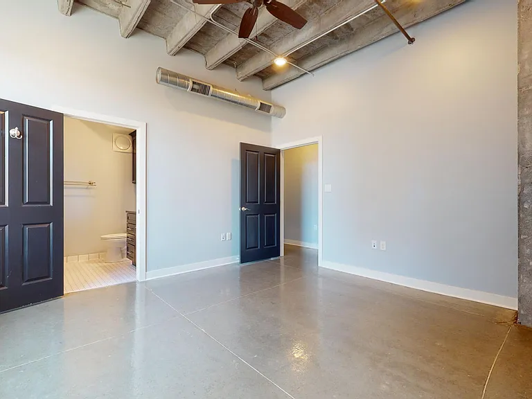217 N Locust St #2-S — Photo 12