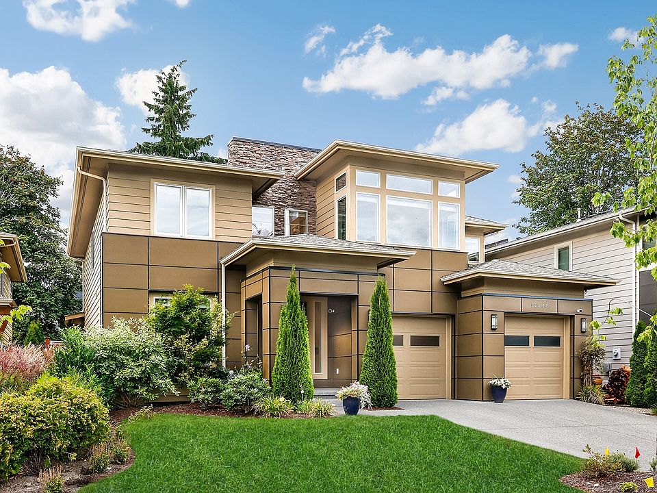 1st image of 12118 NE 106th Pl