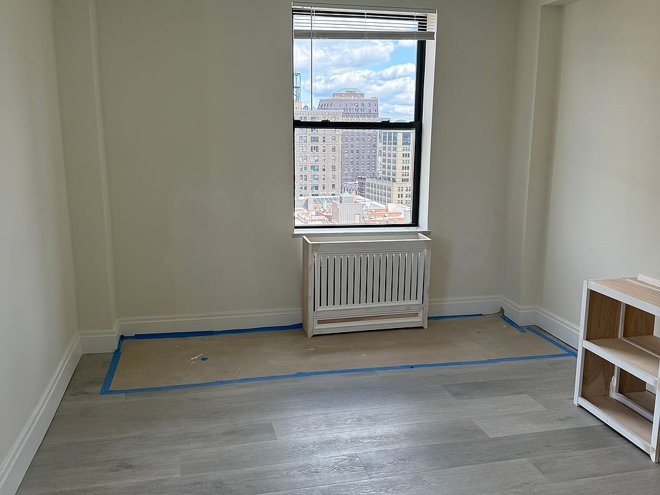 1st image of 250 W 100th St #1514