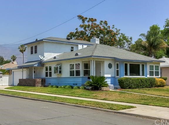 3rd image of 204 E 34th St
