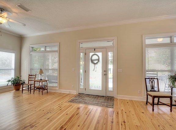 4th image of 121 Serenity Ln