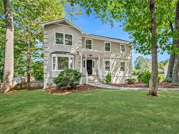 4341 Becks Park Ln, Winston Salem, NC 27106