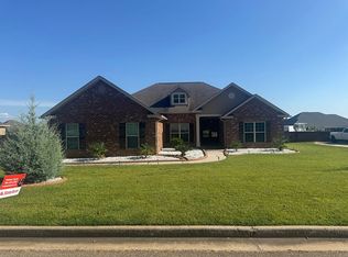 256 Hathersage Dr, Kathleen, GA 31047