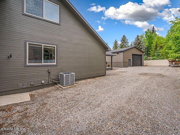 4th image of 3108 E Point Hayden Dr