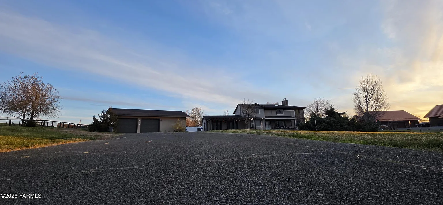 8601 Scenic Dr photo 1