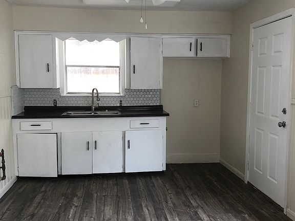 5th image of 4408 Hershe St APT 1