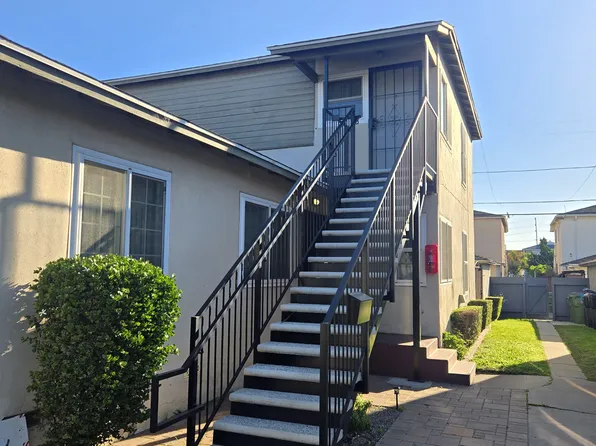 9008 Ramsgate Ave #9010, Los Angeles, CA 90045