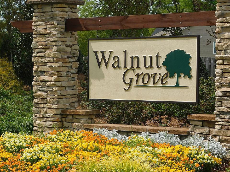 WALNUT GROVE COMMUNITY WITH POOL