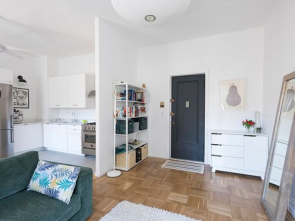 5th image of 305 8th Ave APT D7