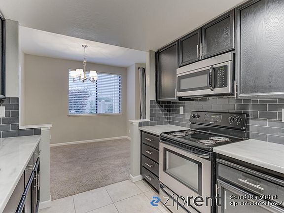 2nd image of 3752 Stoneglen N