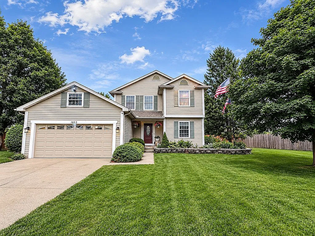 Property main image