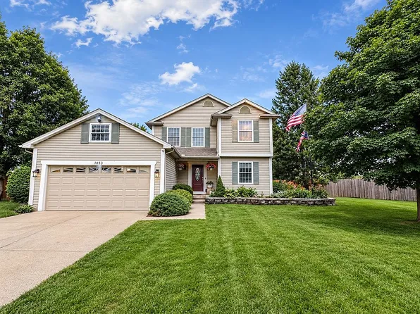 1053 Quail Hollow Dr, Bowling Green, OH 43402