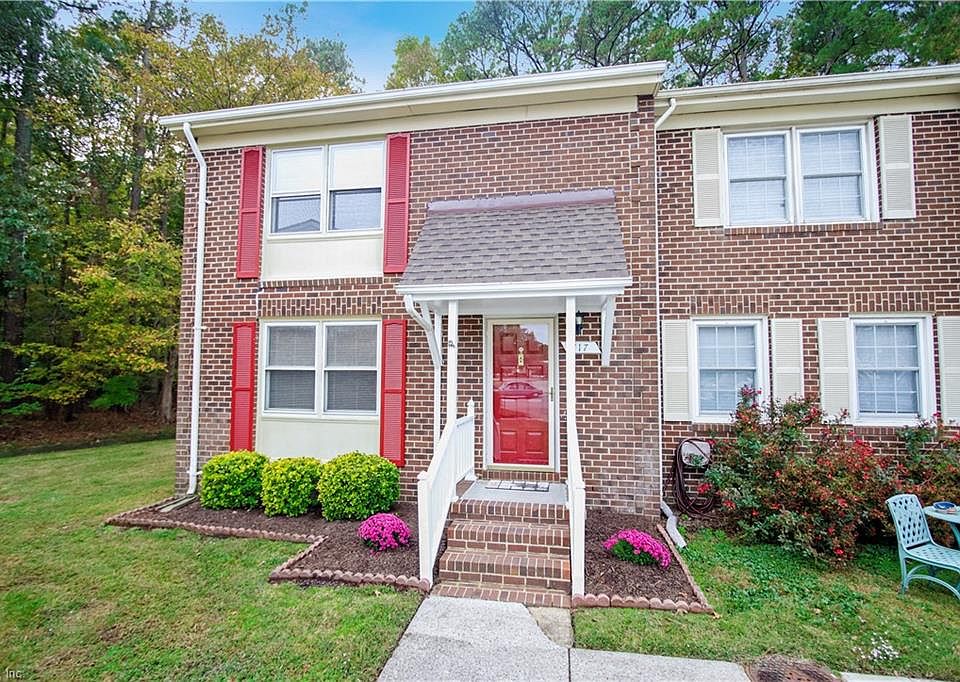 1st image of 117 Charles Parish Dr