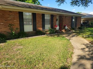 166 Lee Ave, Vidalia, LA 71373