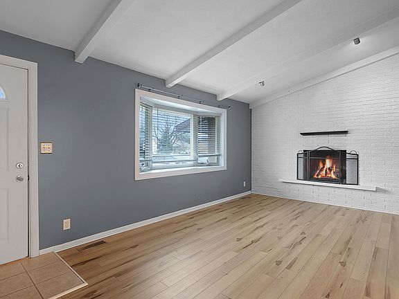 4th image of 2276 Kinney Ave NW