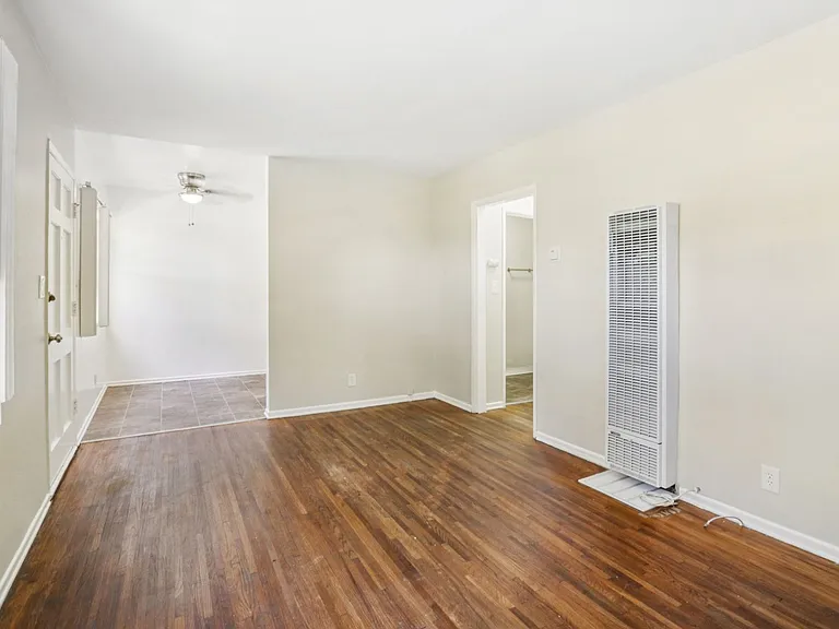 652 Veteran Ave — Photo 10