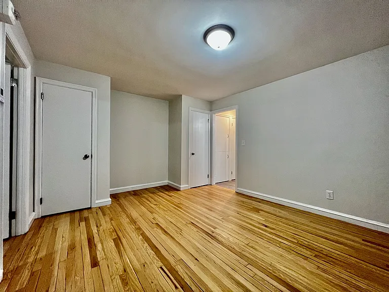 167 Norwood Ave — Photo 10