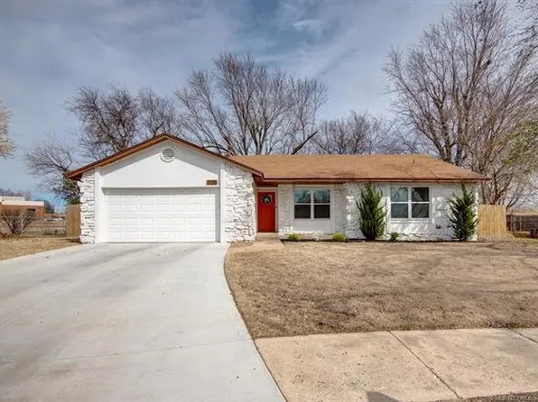 900 W Madison St, Broken Arrow, OK 74012