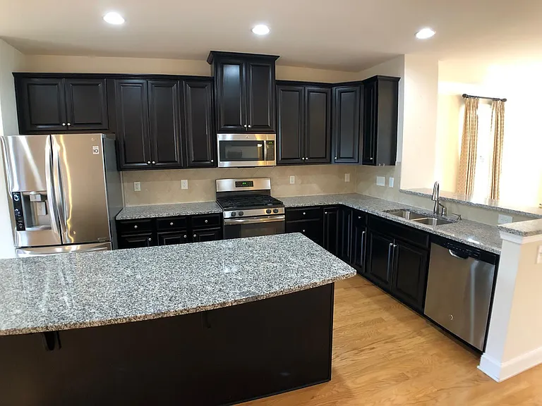 2122 Whitesmith Dr — Photo 9