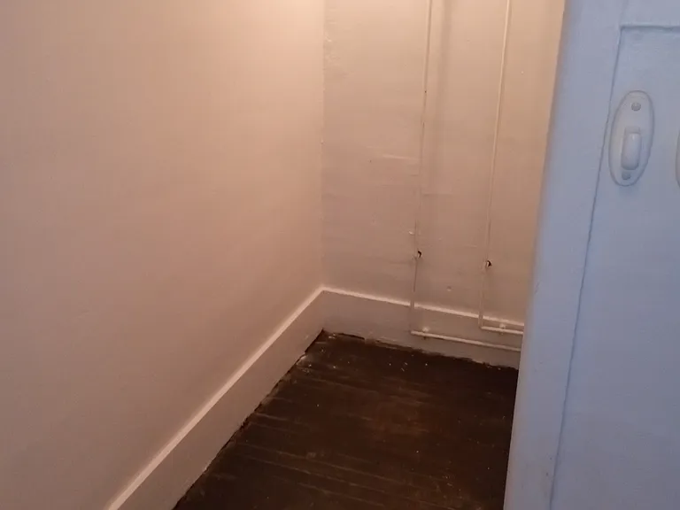 1827 Butternut St #3 — Photo 6