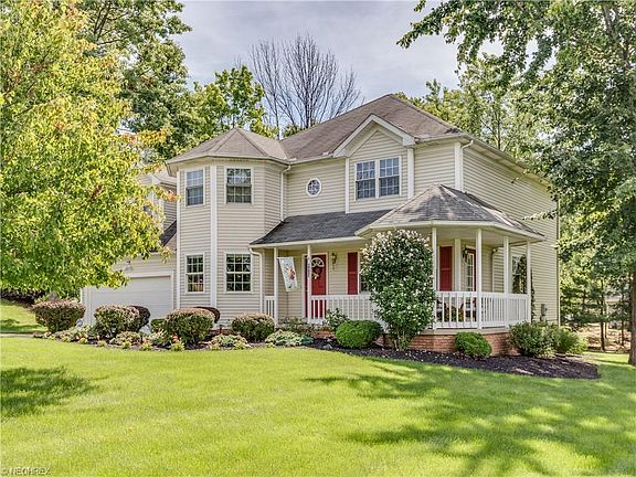 2nd image of 8823 Sherri Dr