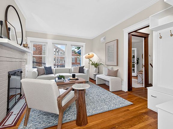 3rd image of 11 Pershing Rd #2