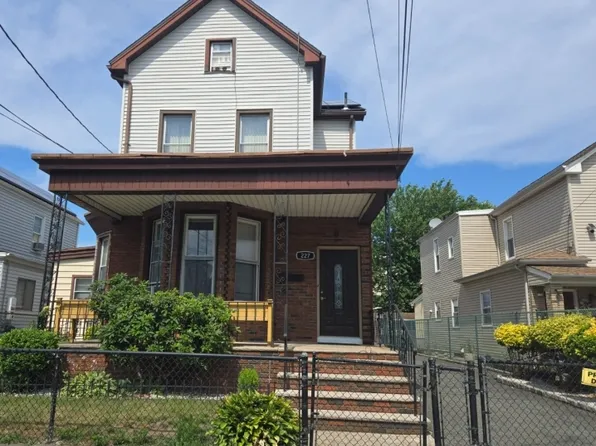 227-229 Inslee Pl, Elizabeth City, NJ 07206