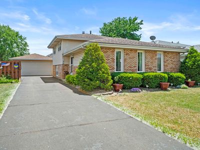 194 W 31st St, South Chicago Heights, IL, 60411