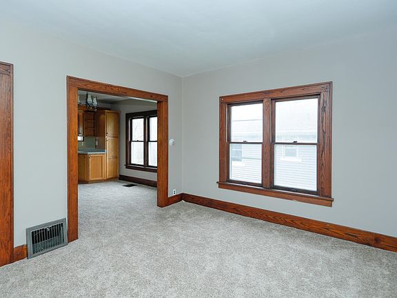 604 S Constantine St-106