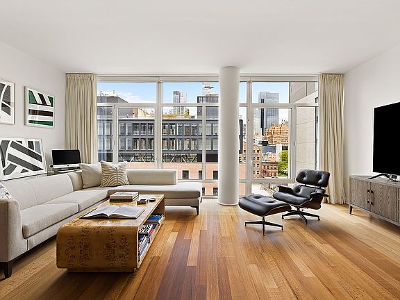 2nd image of 520 W 19th St APT 8A