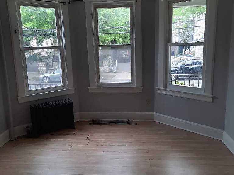 1086 Anna St #1 — Photo 5
