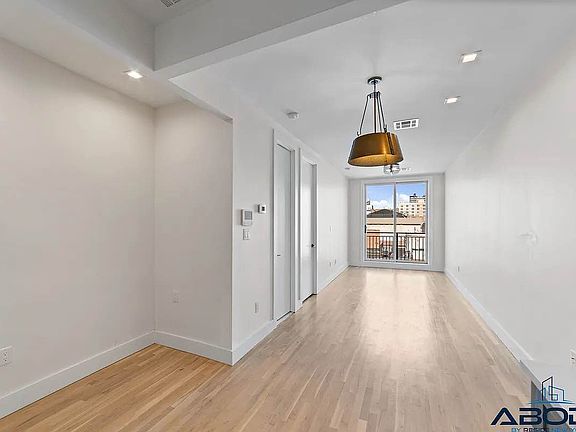 3rd image of 153 Erasmus St #3A
