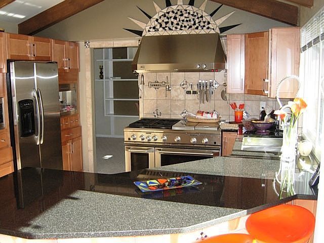 Gourmet Kitchen