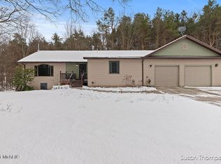 12300 Stultz St NE, Rockford, MI 49341
