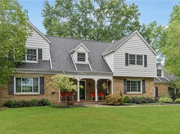 669 S Prospect Ave, Hartville, OH 44632