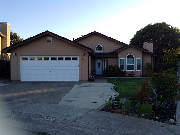 3rd image of 5684 Garnet Ct