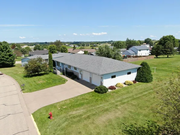 50 Grandview Dr NW, Altura, MN 55910