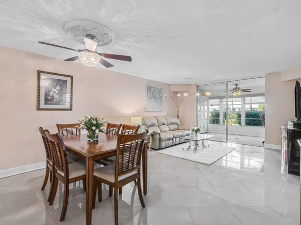 25 Abbey Lane #108, Delray Beach, FL 33446