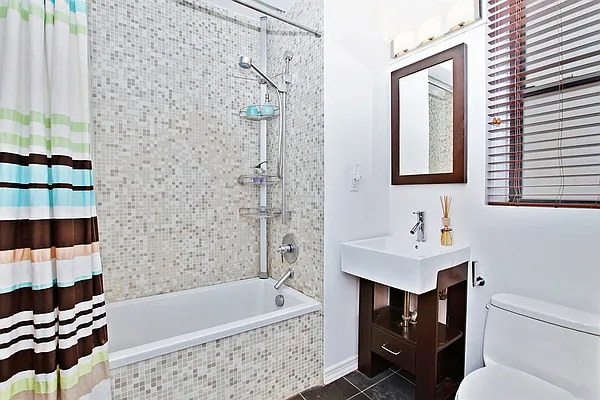 Sold by Corcoran | media 7