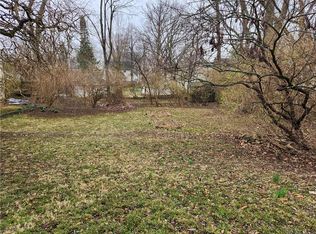 1556 Oakland Ave, Dayton, OH 45409