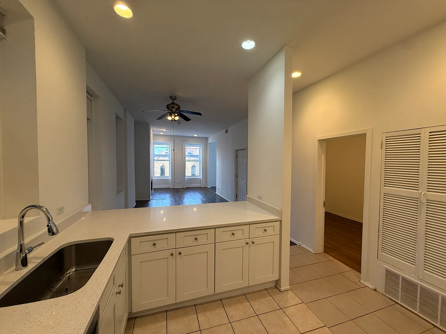 3 bed, $2,700 — Photo 3