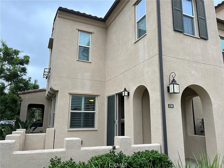 236 Borrego Dr — Photo 1
