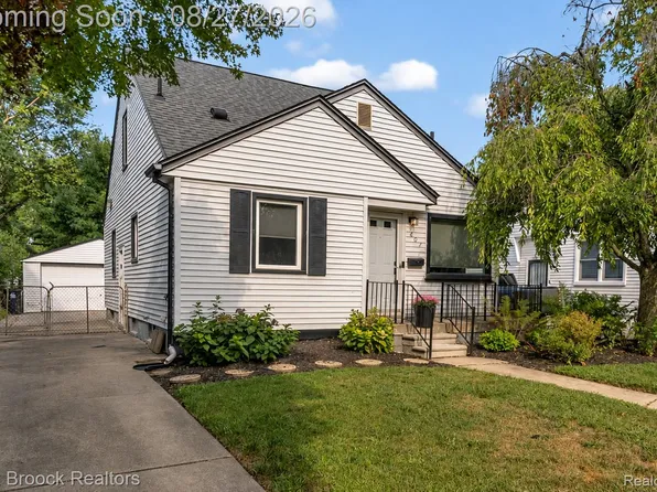 807 N Vermont Ave, Royal Oak, MI 48067
